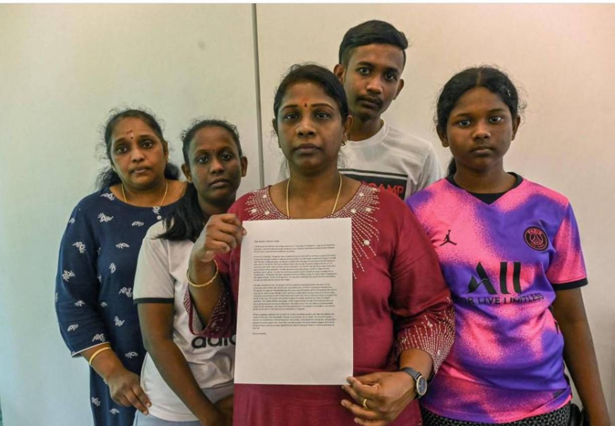 Entre ellos, su madre, internada en un centro para mayores y a quien Leela no ha querido contar aún el posible final de su hijo. “Está muy deprimida y no queremos que esto la hunda”, dice a EFE. 