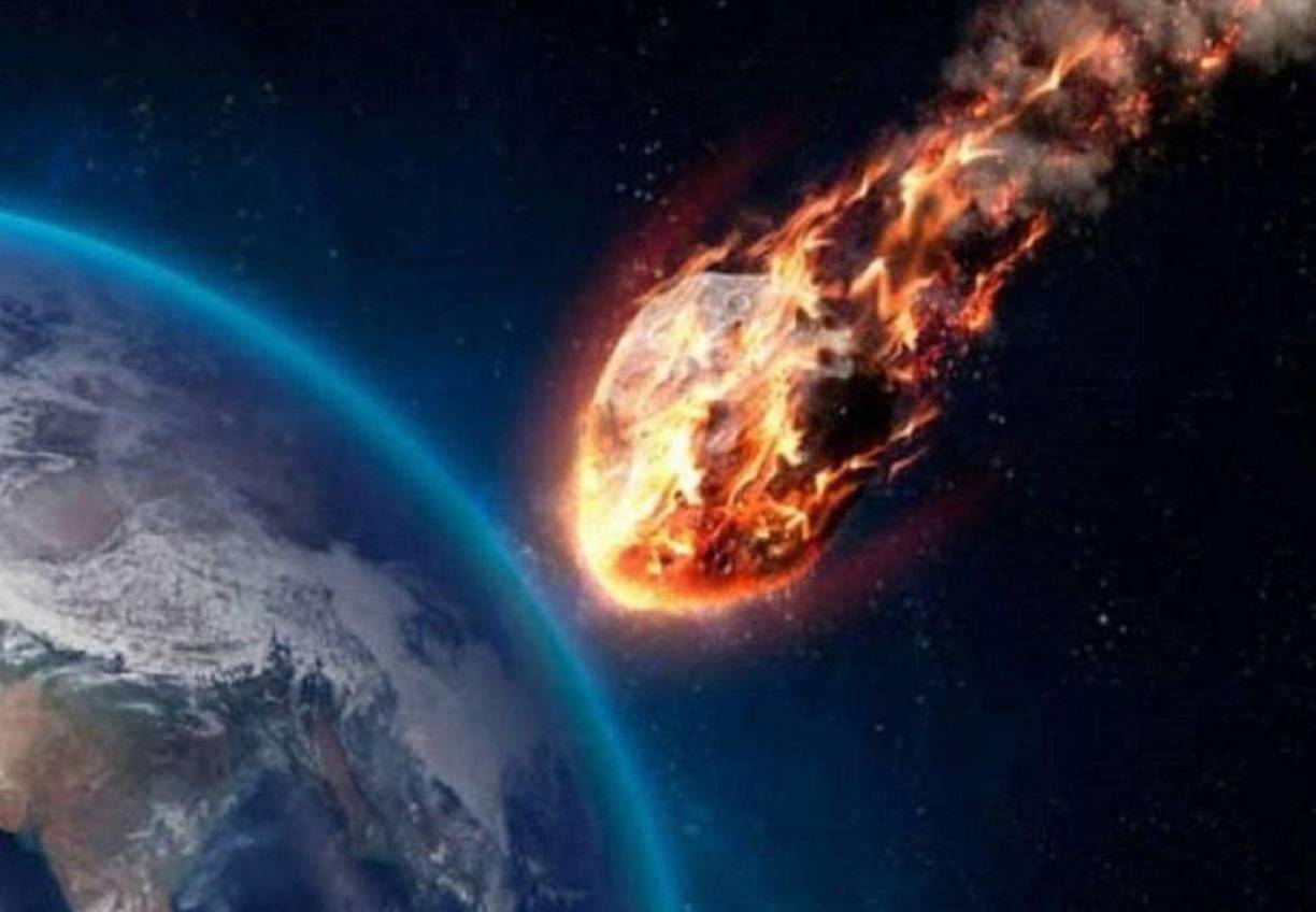 Se trata del asteroide 101955 Bennu, el cual los expertos concluyen que existe una mínima posibilidad que impacte con la Tierra. 