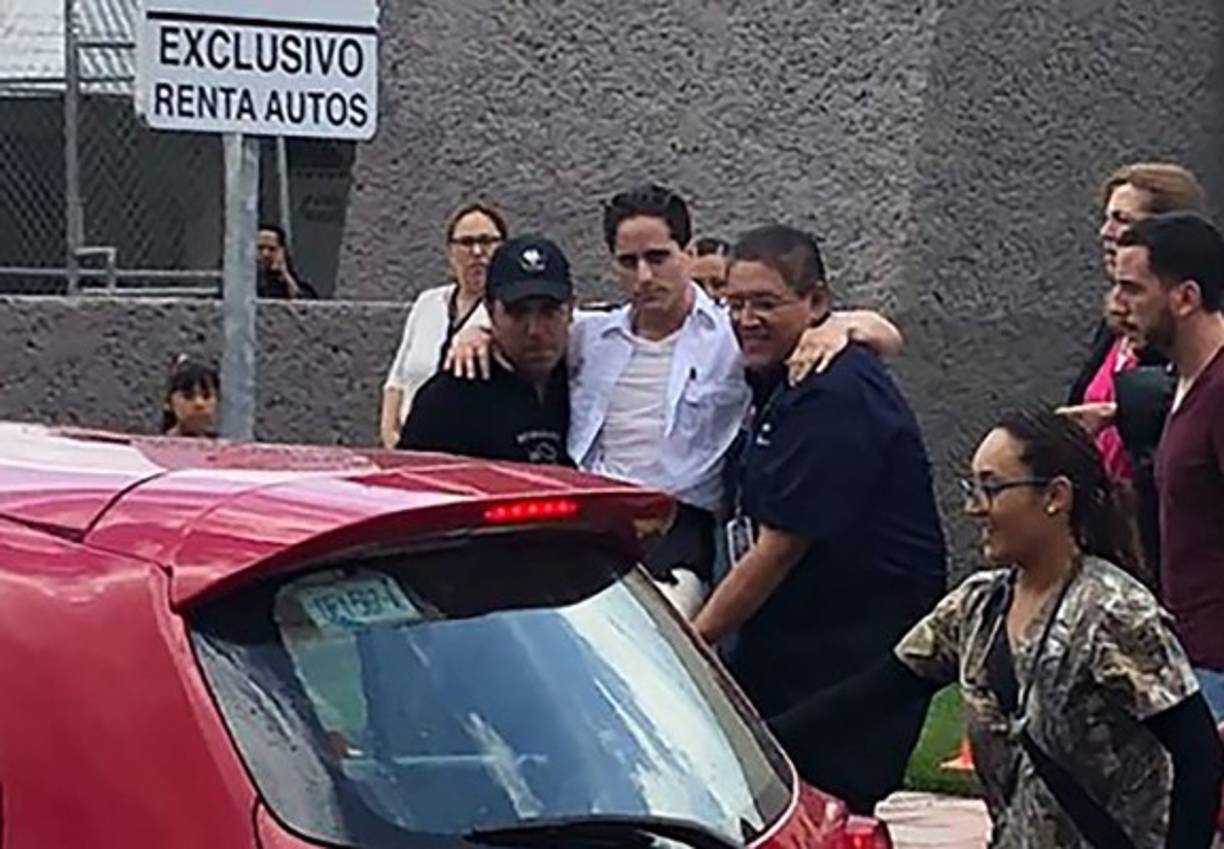 Dardón también resultó con lesiones y fue trasladado a un hospital local para recibir atención médica.