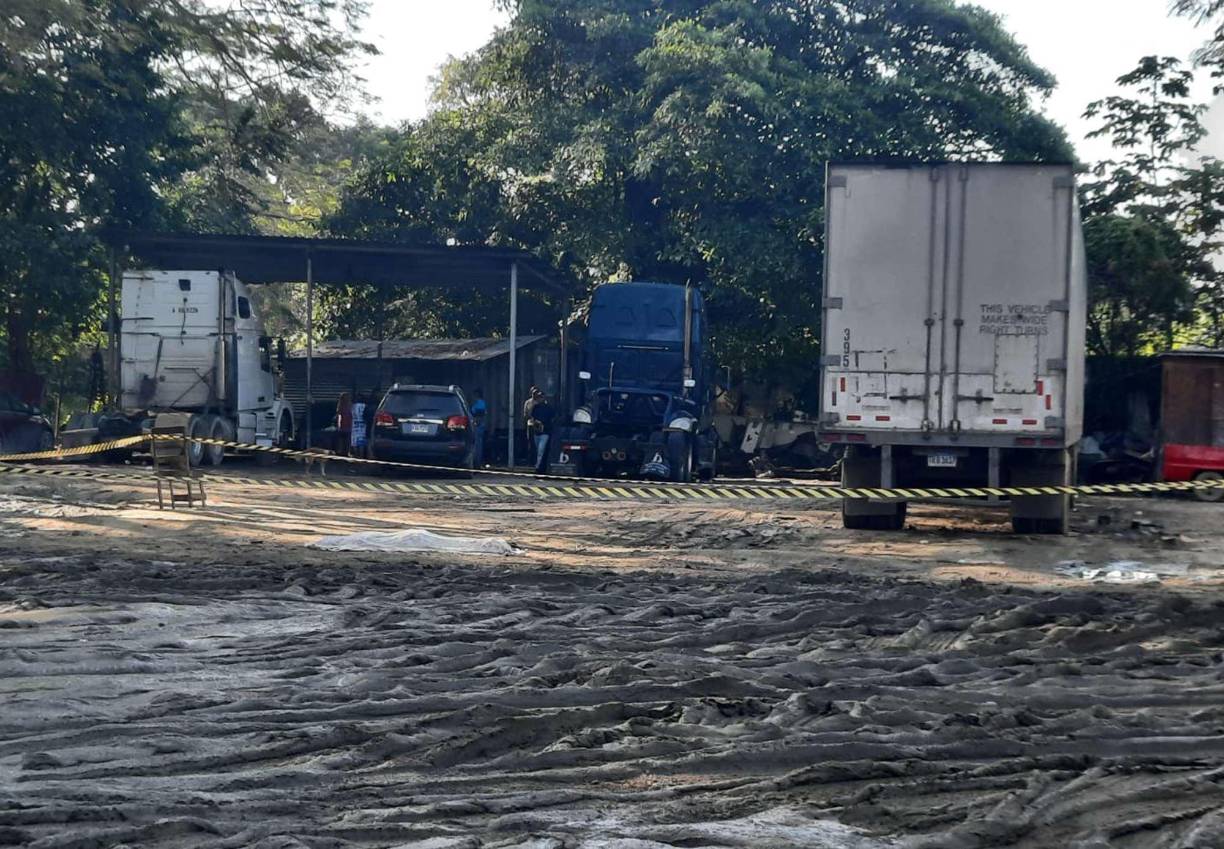 La Policía Nacional se trasladó al lugar para investigar el hecho.