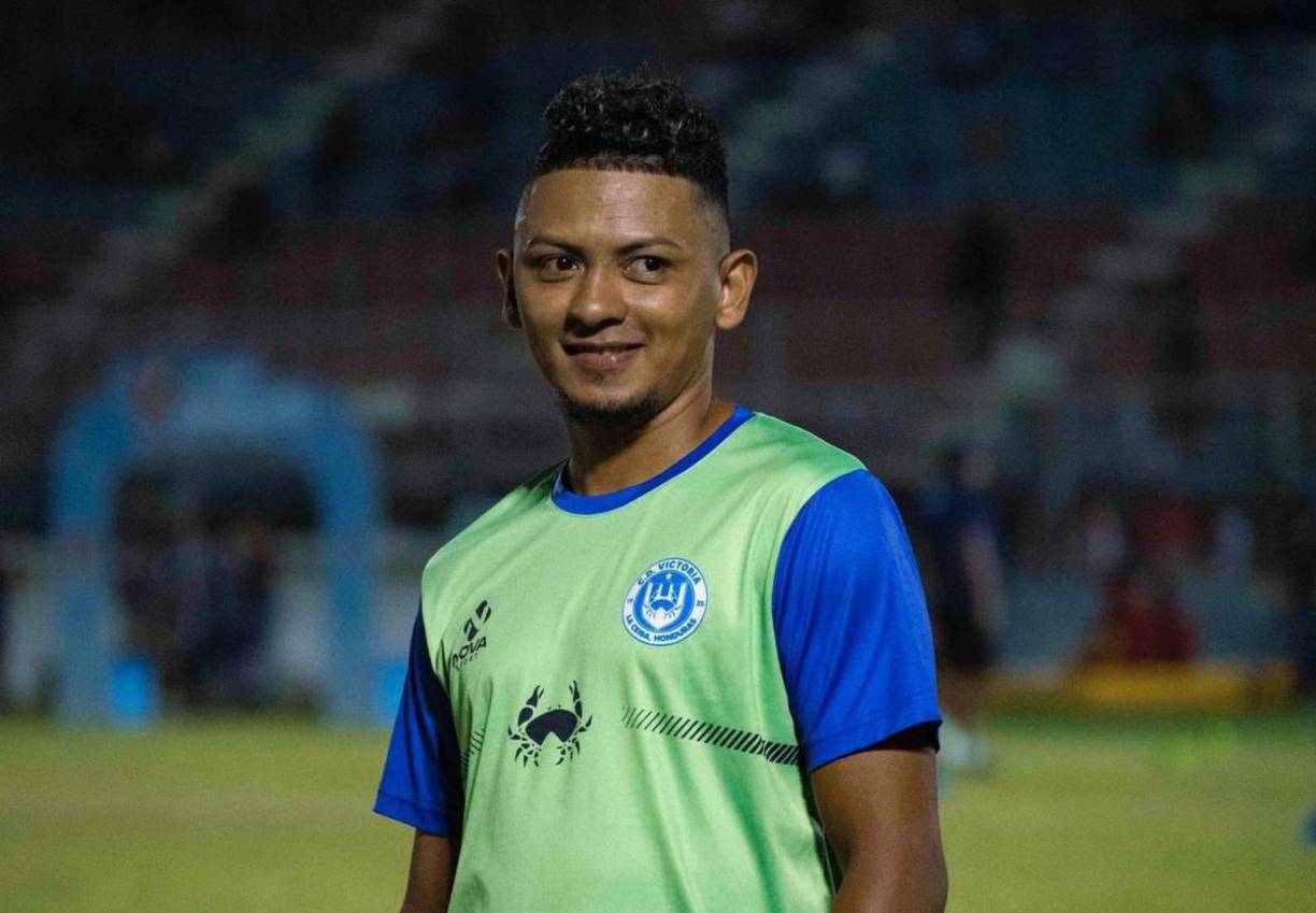 Motagua va en serio por Alexy Vega y Diario Diez informa que el cuadro azul le ofrece cinco jugadores al Victoria a cambio de tener en sus filas con el destacado volante zurdo.