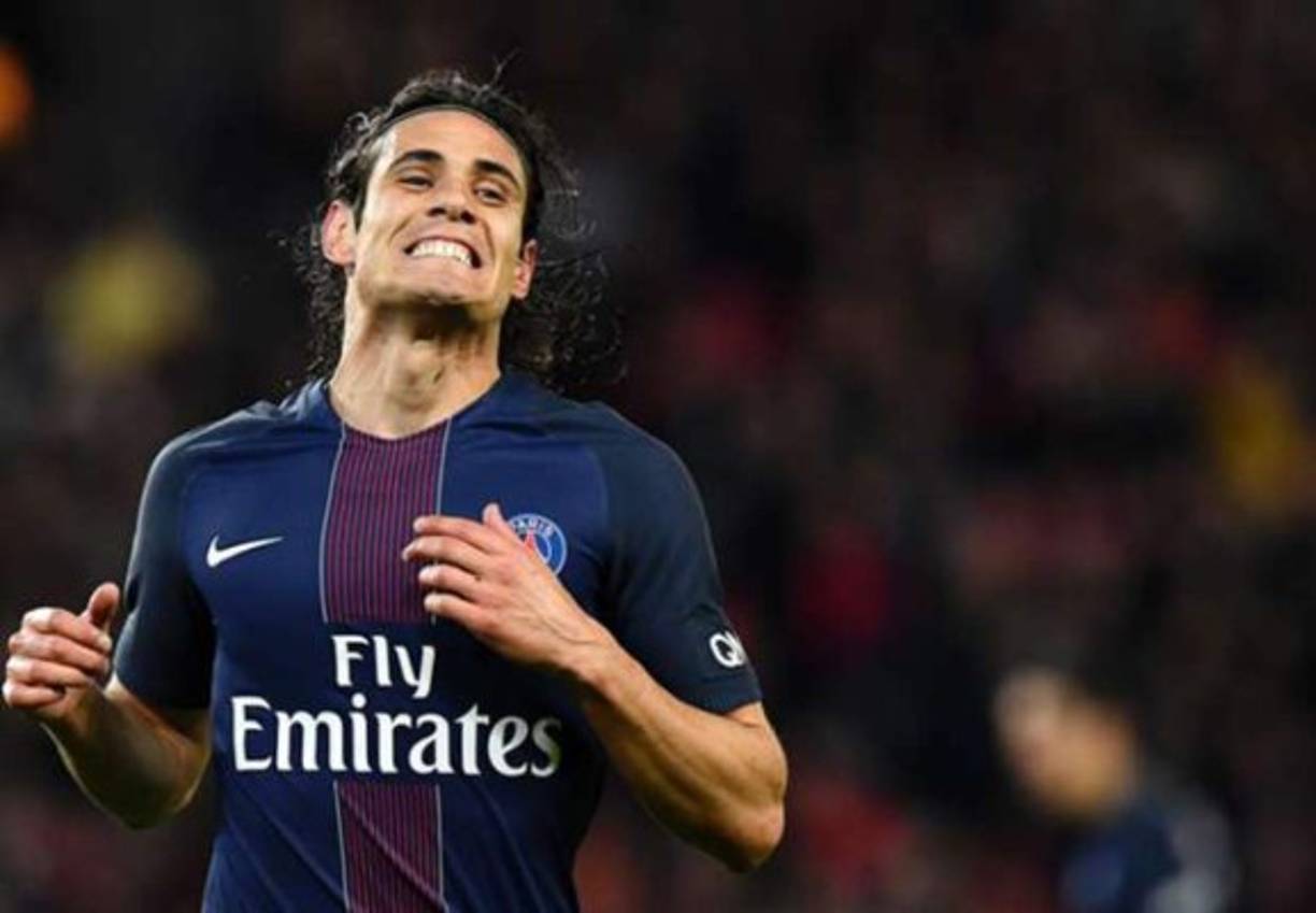 El uruguayo Cavani tiene ofertas de la Liga de China, es el referente del PSG.