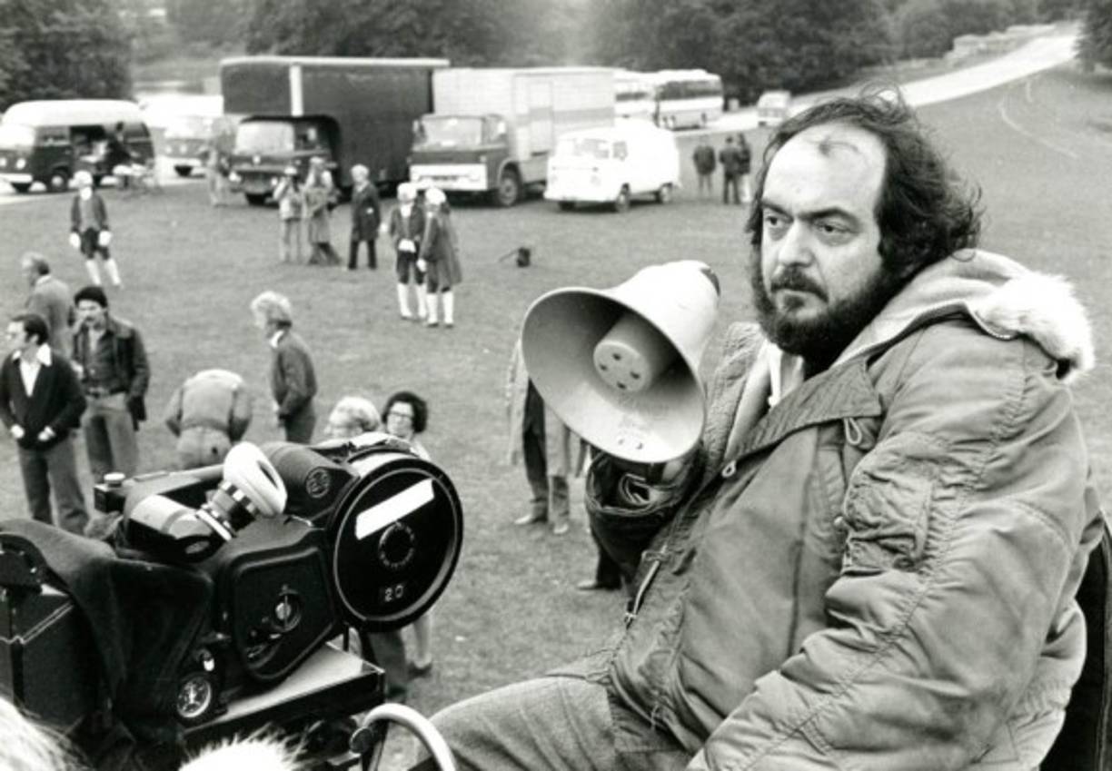 Stanley Kubrick durante la filmación de Barry Lyndon. Imagen tomada de: http://www.bfi.org.uk/news-opinion