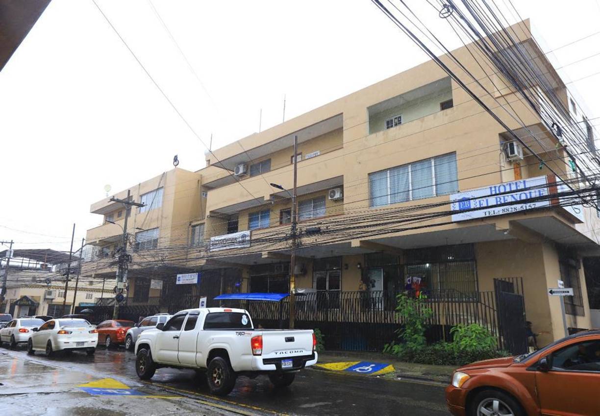 Hotel El Benque como su nombre lo dice se encuentra en barrio El Benque.