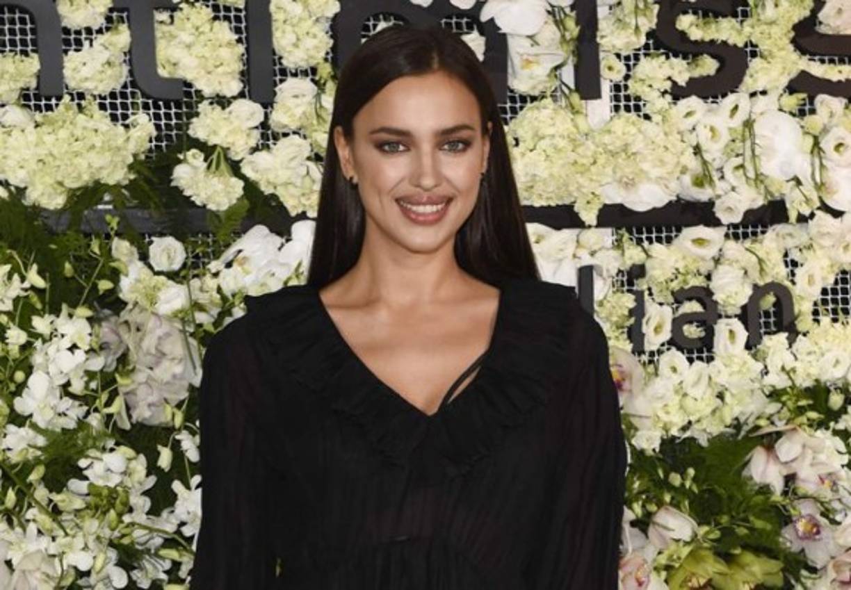 Hace algunos días la modelo desmintió rumores sobre un posible embarazo publicando una fotografía en sus redes sociales.