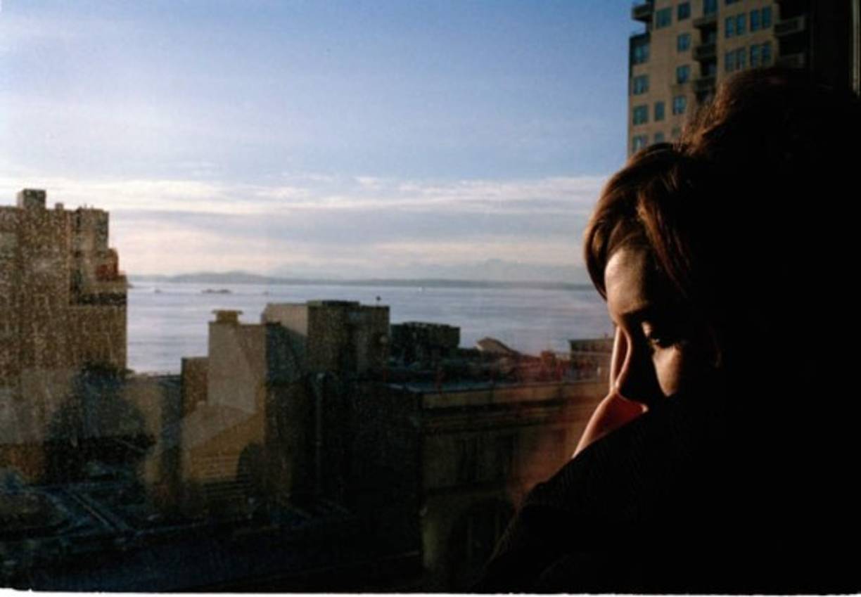 Sturrock, quien es conocido por romperle el corazón a la cantante y nunca querer reconocerla como su pareja en público, reveló las imágenes en su sitio web oficial.