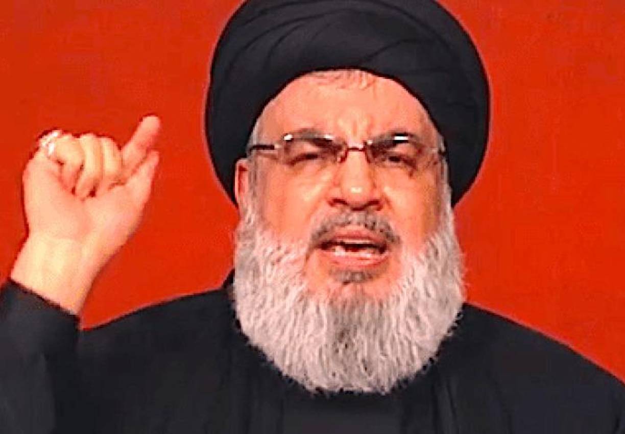 En 1982 fue uno de los creadores de Hezbollah, ‘el Partido de Dios’y desde el inicio formó parte de su órgano de dirección, el ‘onsejo de los Siete’ Nasrala se destacó como uno de los líderes de la corriente reformista, que buscaba incorporar al grupo, clandestino, en la vida política libanesa.