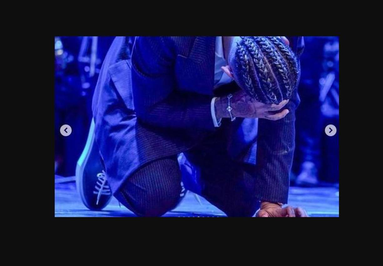 El brasileño pasó momentos terrible entre el alcohol y las fiestas, incluso fue multado jugando para el Liverpool.