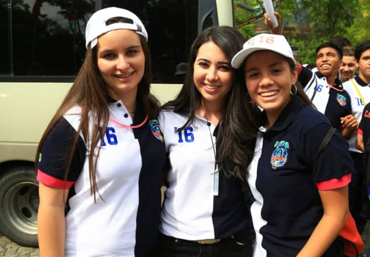 Kim Monteilh, Isabel Handal y Katia Zelaya .
