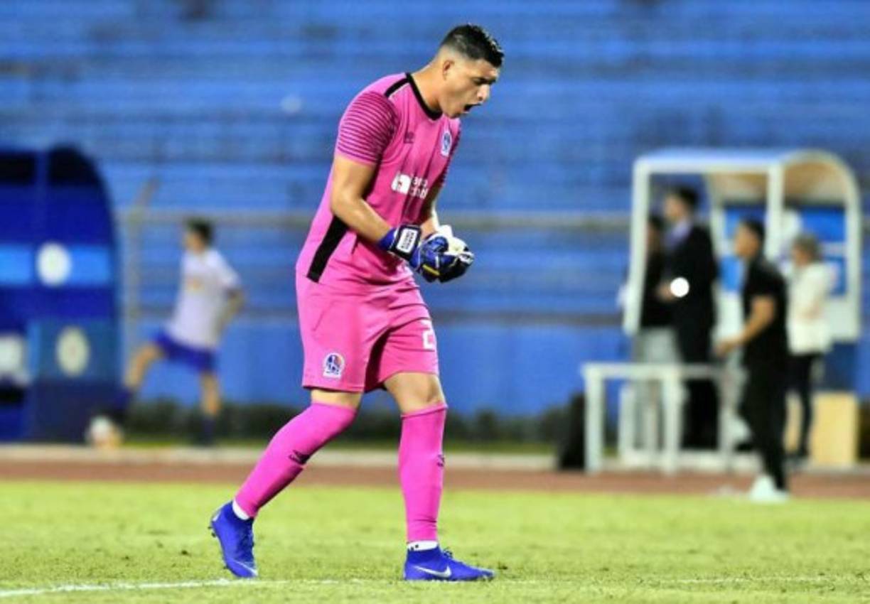 Harold Fonseca: El Victoria y Vida de La Ceiba tienen en la mira al portero hondureño que fue dado de baja en el Olimpia.