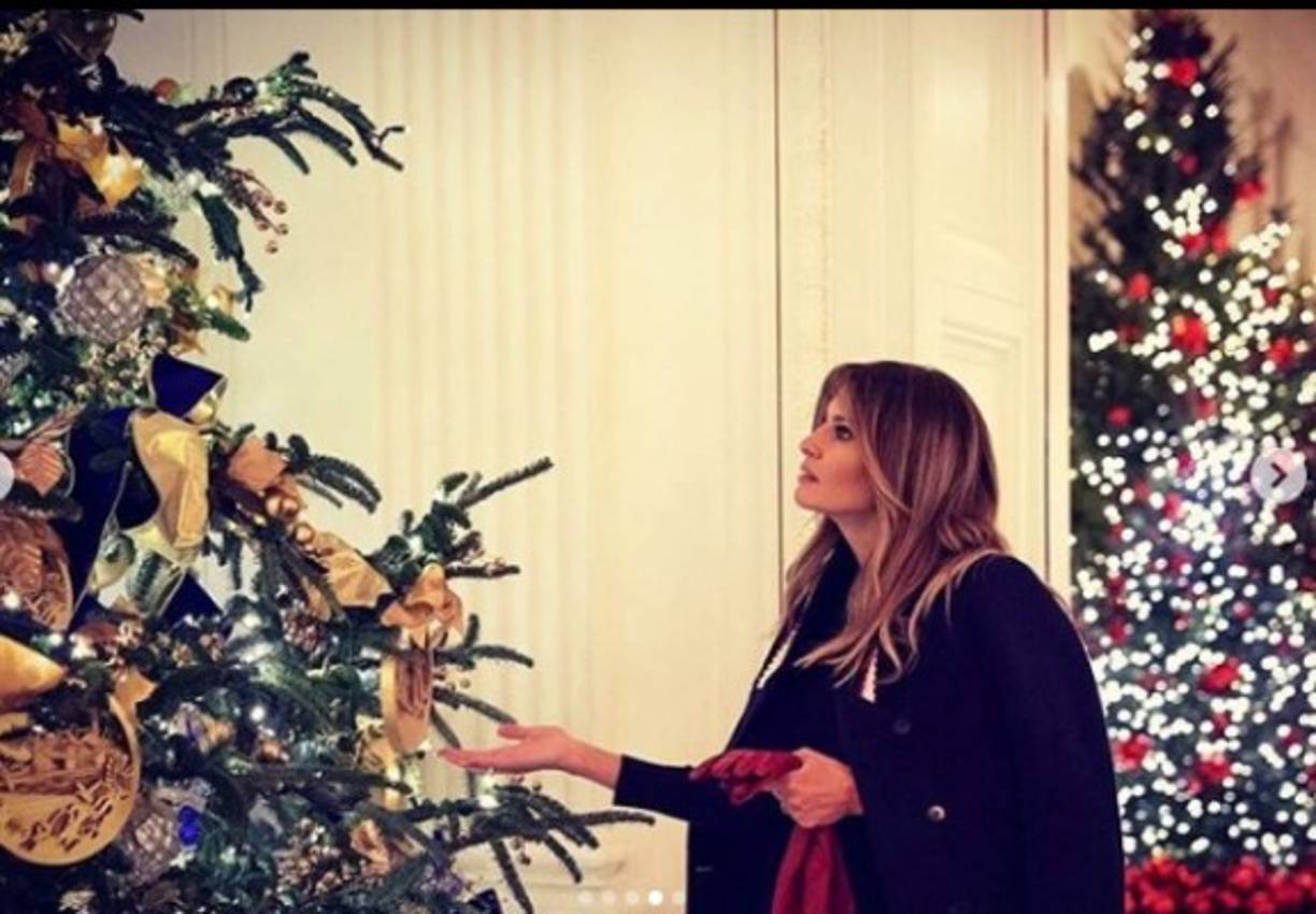 Melania supervisó cada detalle de la decoración y se mostró satisfecha.