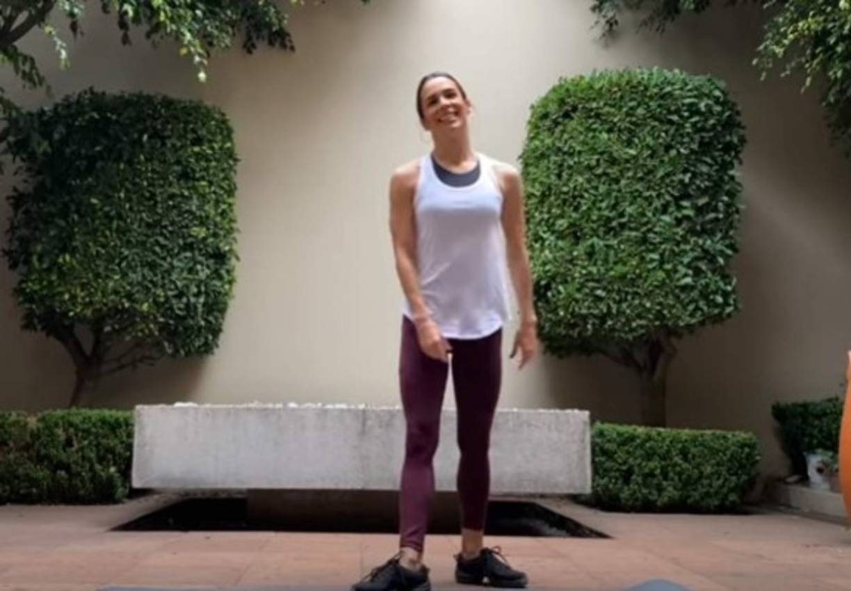 <a href='https://www.laprensa.hn/fotogalerias/farandula/1391812-411/famosos-se-transformaron-cirug%C3%ADa-plasticas-antes-despues-kylie-jenner-eiza-gonzalez' style='color:red;text-decoration:underline' target='_blank'>TE PUEDE INTERESAR: Famosos que se transformaron con cirugía plásticas, ahora son prácticamente otras personas</a>