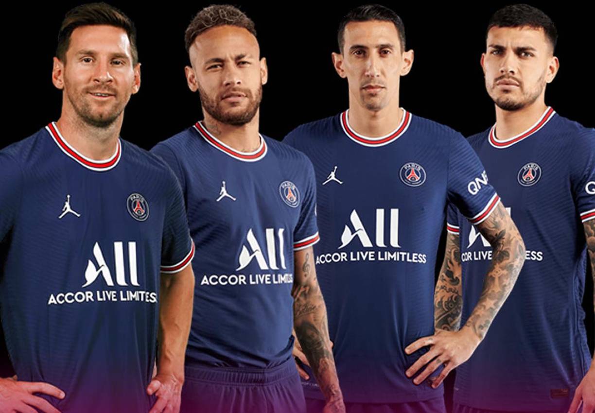 Otro de los problemas del vestuario galo son los diferentes privilegios entre unos jugadores y otros. Según el informe publicado, en uno de los últimos entrenamientos matutinos del equipo (ocurrió esta semana), dos jugadores sudamericanos, de los que no se desvela el nombre, se presentaron en el Camp des Loges visiblemente cansados tras pasar la noche de fiesta. Ambos se negaron a entrenar sin esperar a la aprobación del cuerpo técnico, pues no necesitaban de ella para no trabajar ese día.