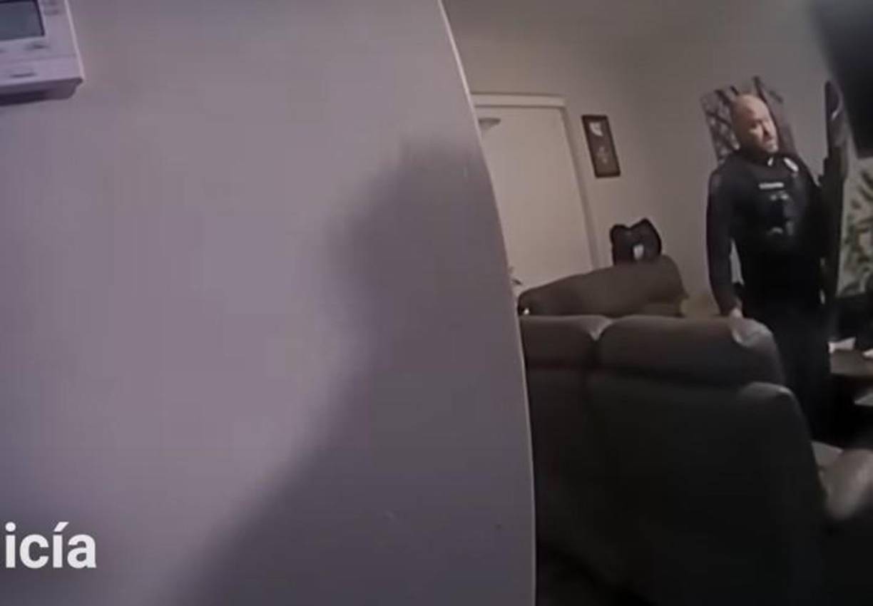 “Lo que les diré como jefe es que este es un evento extremadamente traumático y que estoy desconsolado por las circunstancias que lo rodean”, dijo Hebbe. “Este final es increíblemente trágico. Lamento mucho que estemos en esta posición”, agregó.