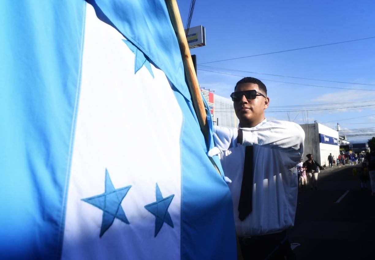 ¡Civismo, alegría y belleza! Las mejores postales de desfiles en SPS