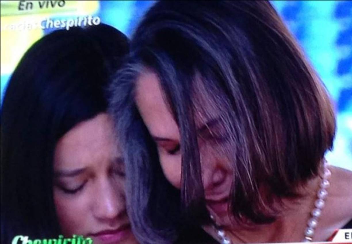 Doña Florinda evidentemente triste estalla en llanto en el homenaje público a El Chavo del Ocho.