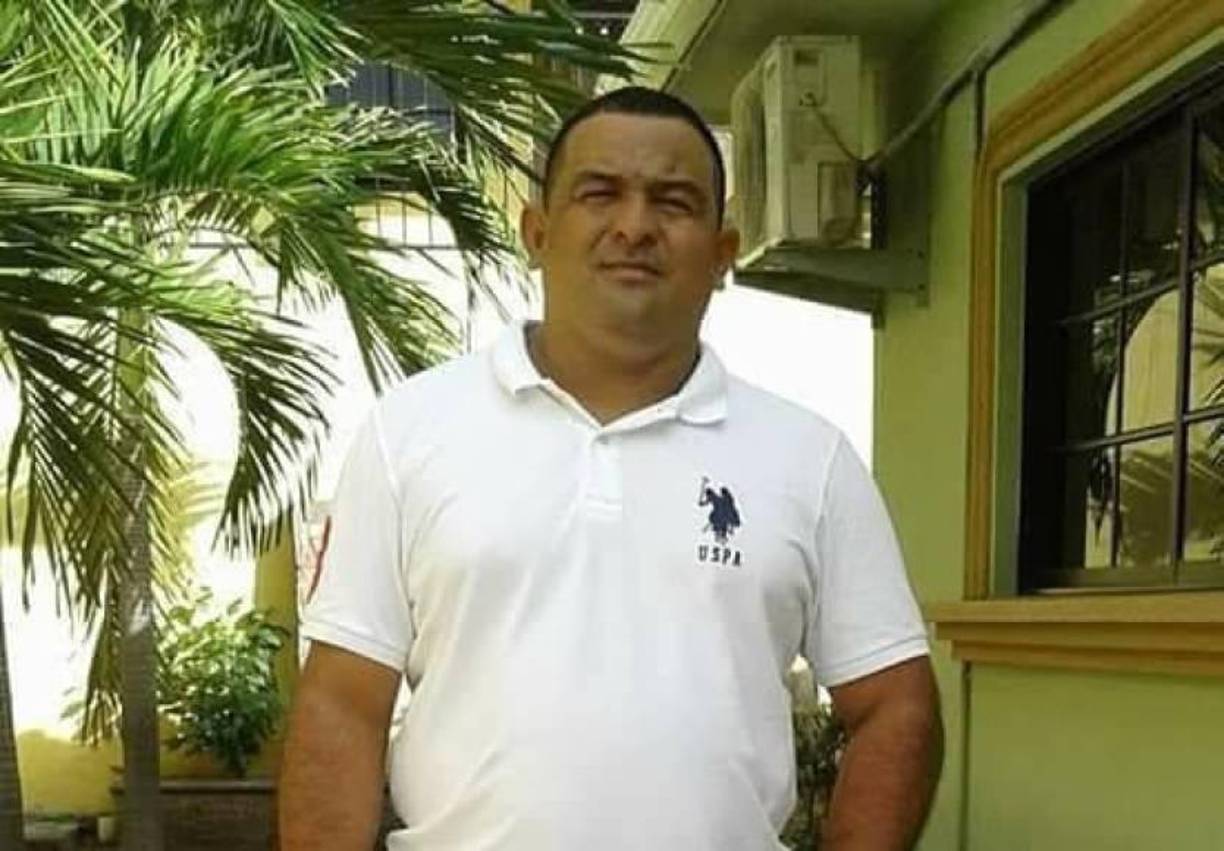 El sobrino del alcalde quedó con vida tras el ataque, pero cuando lo trasladaban a un centro asistencial, lamentablemente, falleció. 