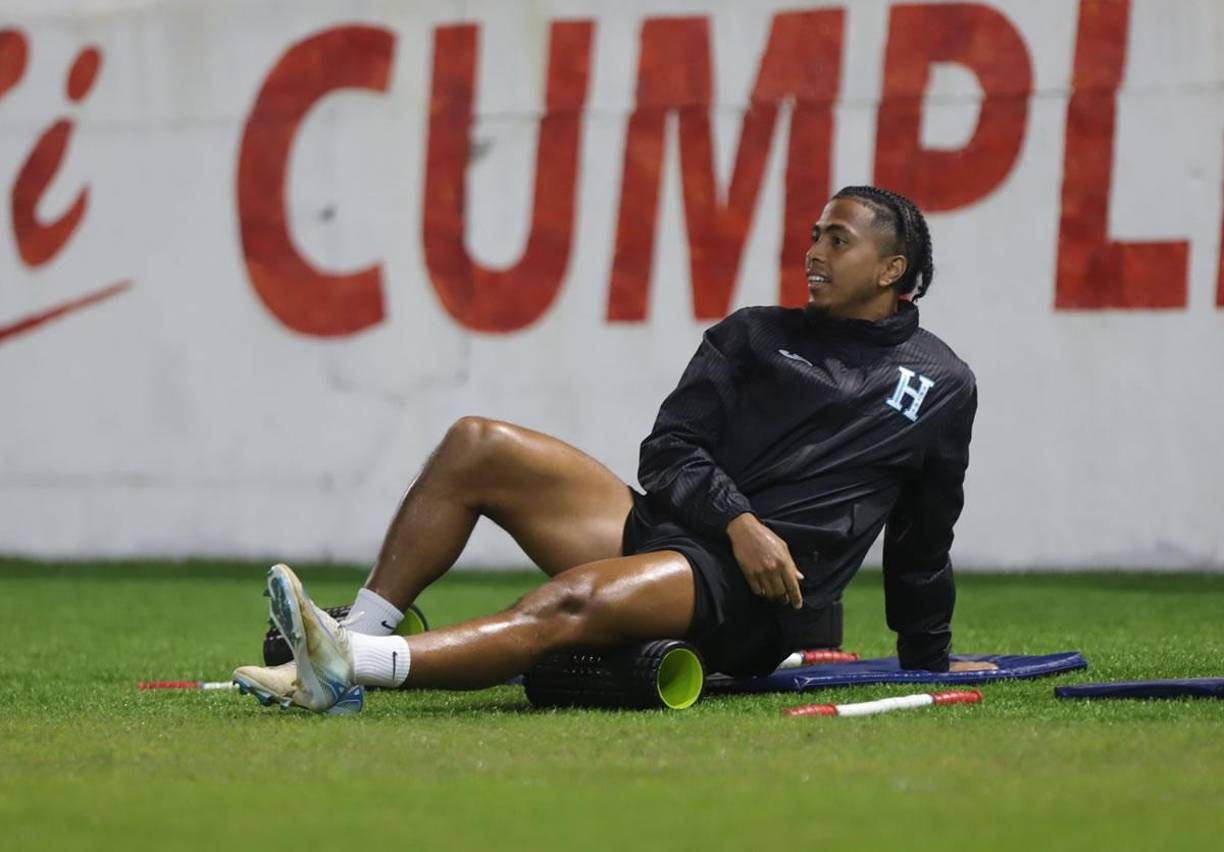 Rigoberto Rivas es opción para seguir siendo titular en el juego de vuelta frente a la Selección Mexicana.