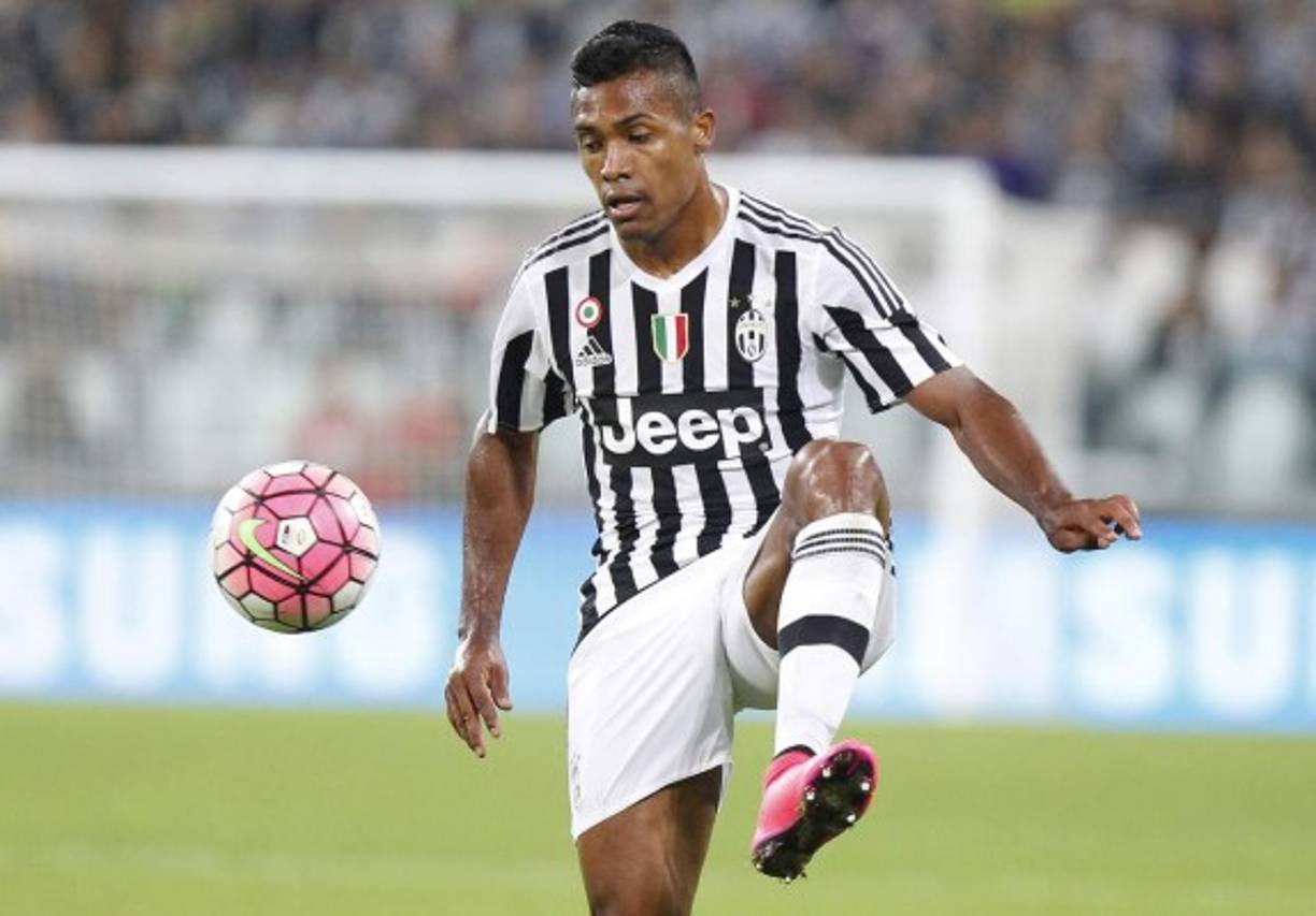 Alex Sandro: El lateral izquierdo de la Juventus será motivo de batalla entre grandes clubes europeos. El Arsenal ha sido el último en añadirse a la puja por él.