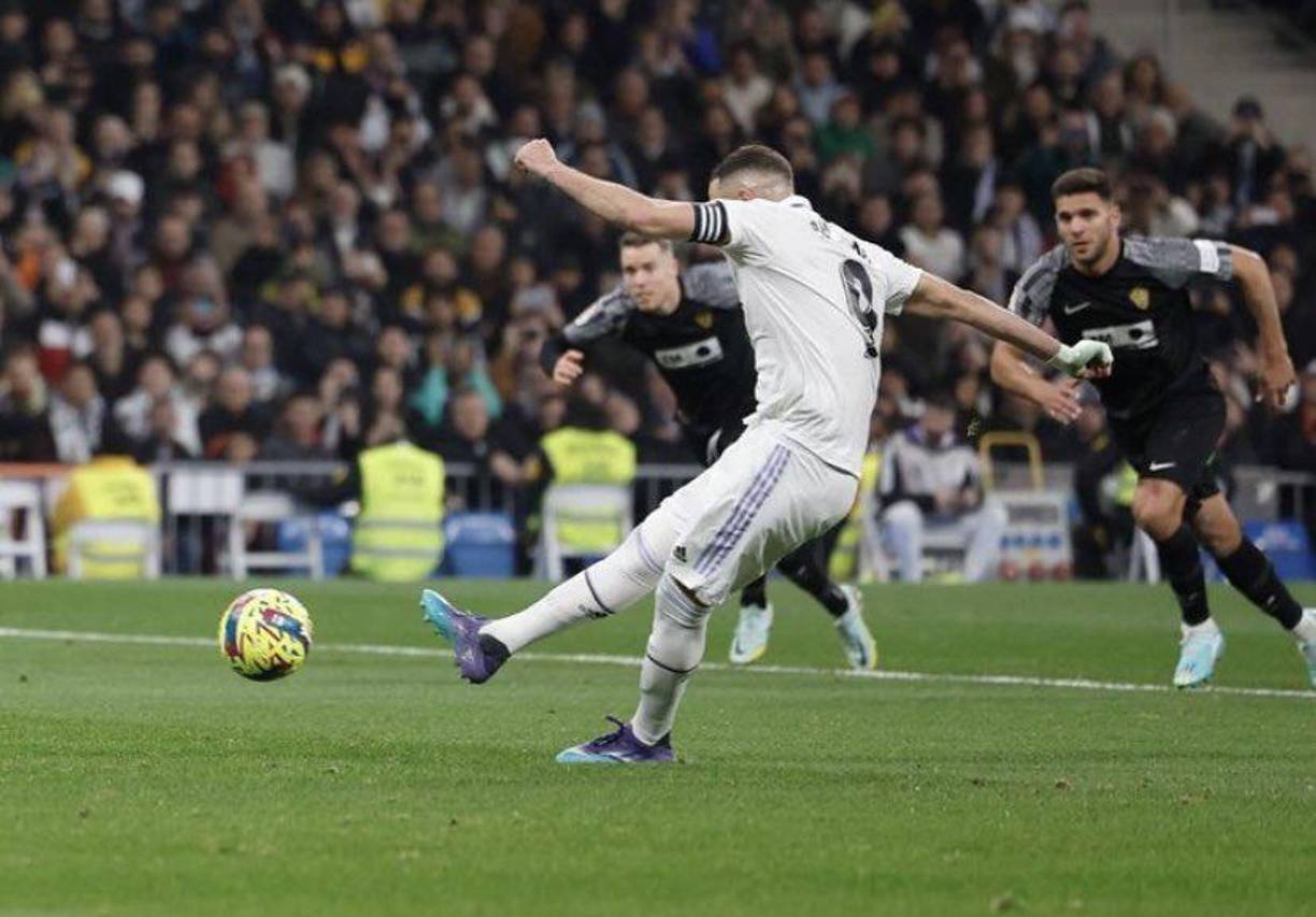 El futuro de Benzema, que tiene en vilo al <b>Real Madrid</b>, se decidirá en los próximos días y el domingo podría vivir su último partido en el Santiago Bernabéu en el cierre de la temporada.