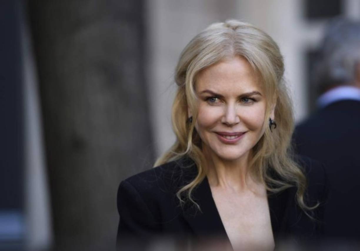 Nicole Kidman simplemente hermosa.