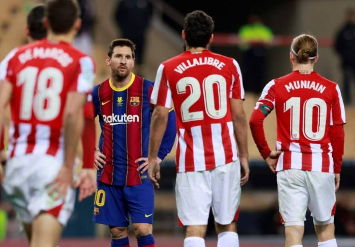 En su trayectoria en la élite, Messi sólo había sido expulsado en dos ocasiones con la selección argentina en su debut con la Albiceleste y en la semifinal de la última Copa América contra Chile tras una discusión con Gary Medel (2019).