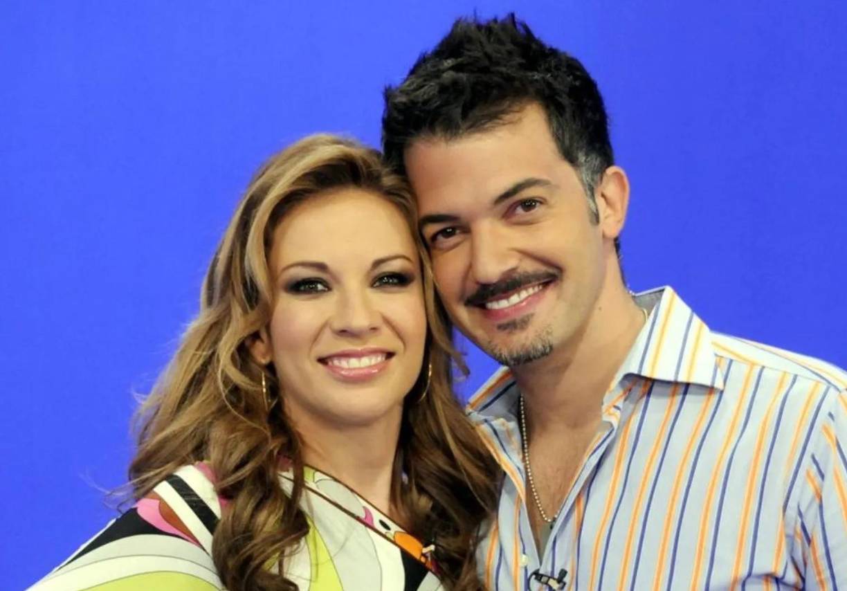  Al recordar el tema del departamento en Cuernavaca, mismo en el que Fernando pasó sus últimos días junto con su ahora viuda, Ingrid comentó: “está en un fideicomiso, era de los dos, pero al faltar una de las personas del fideicomiso es para la otra persona, él estuvo viviendo ahí estos últimos ocho años, y actualmente su viuda vive de forma ilegal en el departamento. Yo no había querido hacer ningún movimiento porque estaba respetando que también estaba pasando por un proceso, y nosotros también hubo una noticia que hablaban de que ya lo había vaciado, mis abogados investigaron, y efectivamente, cuando él había muerto, me parece que, a los 15 días, ya no había muebles, no había cuadros, no había refrigerador, no había nada, evidentemente lo va a tener que regresar, pero ese es un trámite legal que no he iniciado”.