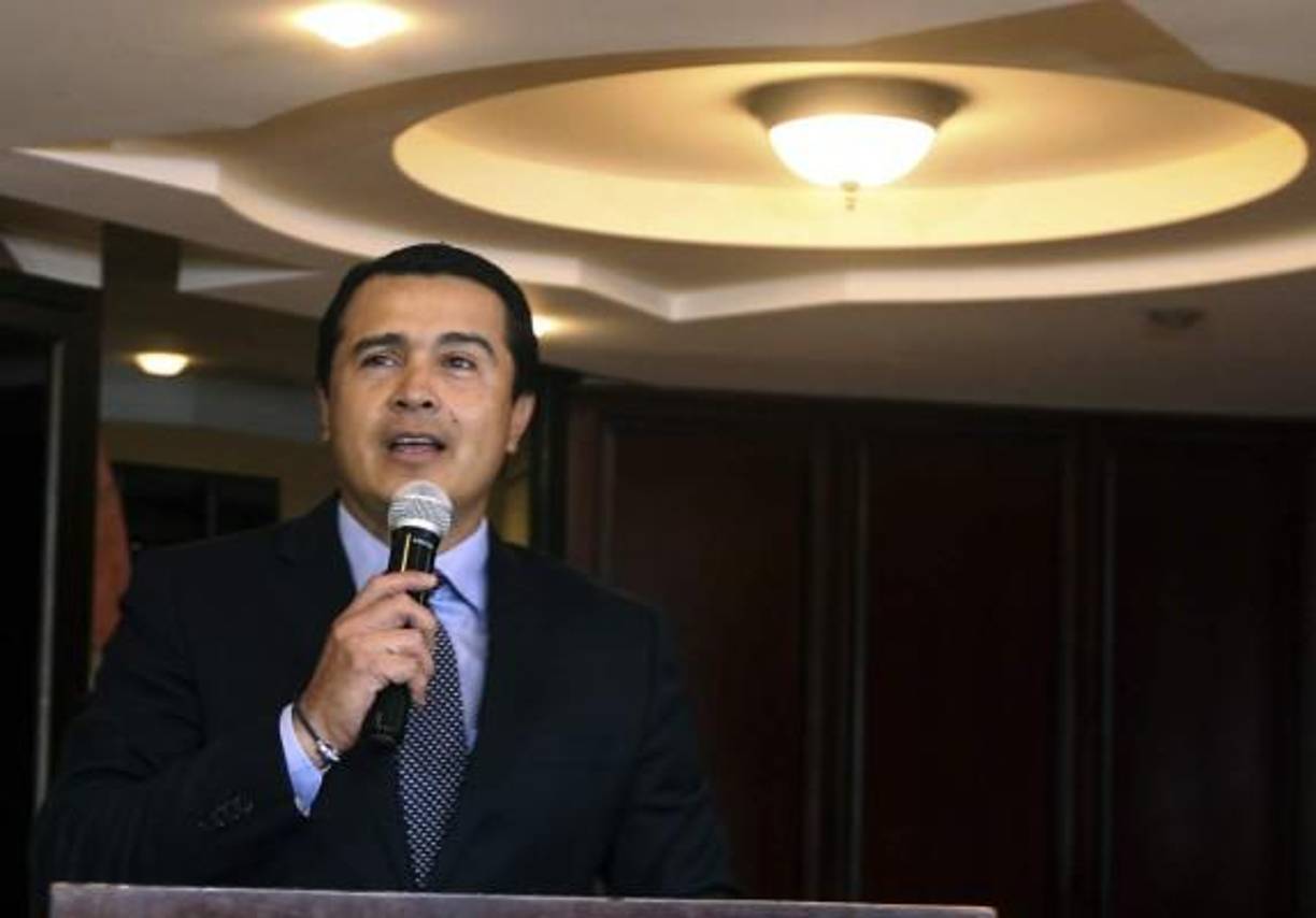 Toledo estuvo hospedado en su casa en Tegucigalpa en varias ocasiones y “cuando él sentía necesidad de dinero iba a trabajar a San Pedro Sula”, aunque también aseguró que él no sabía en qué trabajaba. 