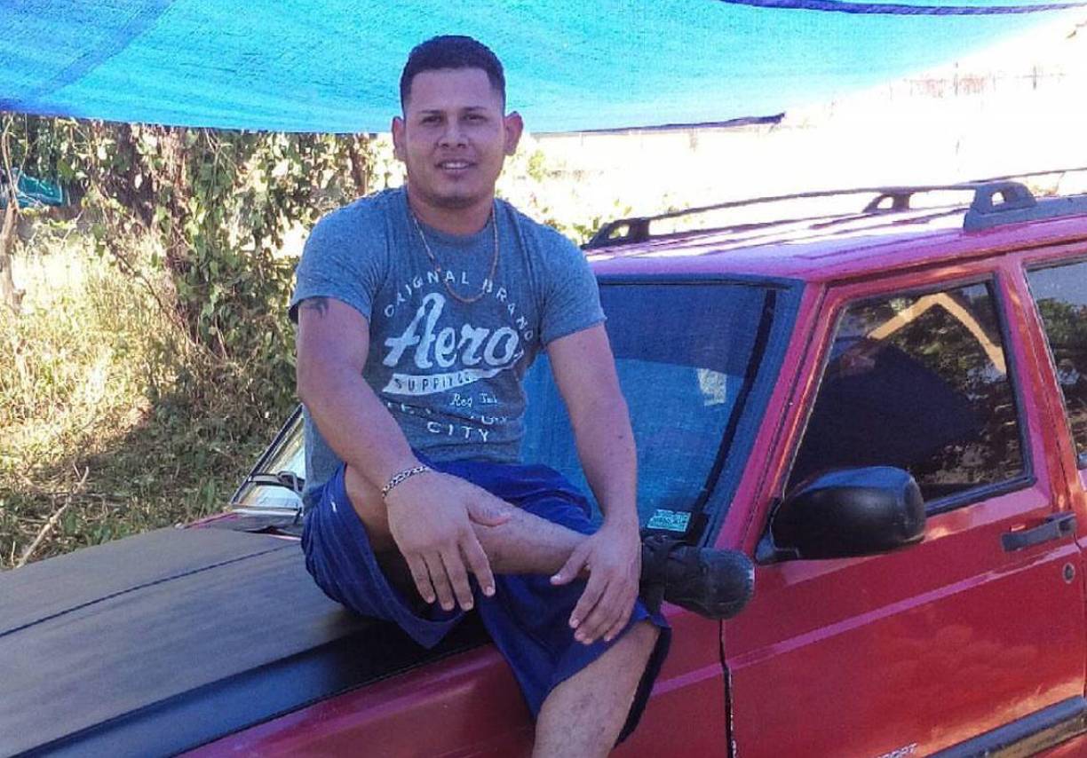 Amigos y familiares lamentaron la muerte violenta de Walter Torres. 