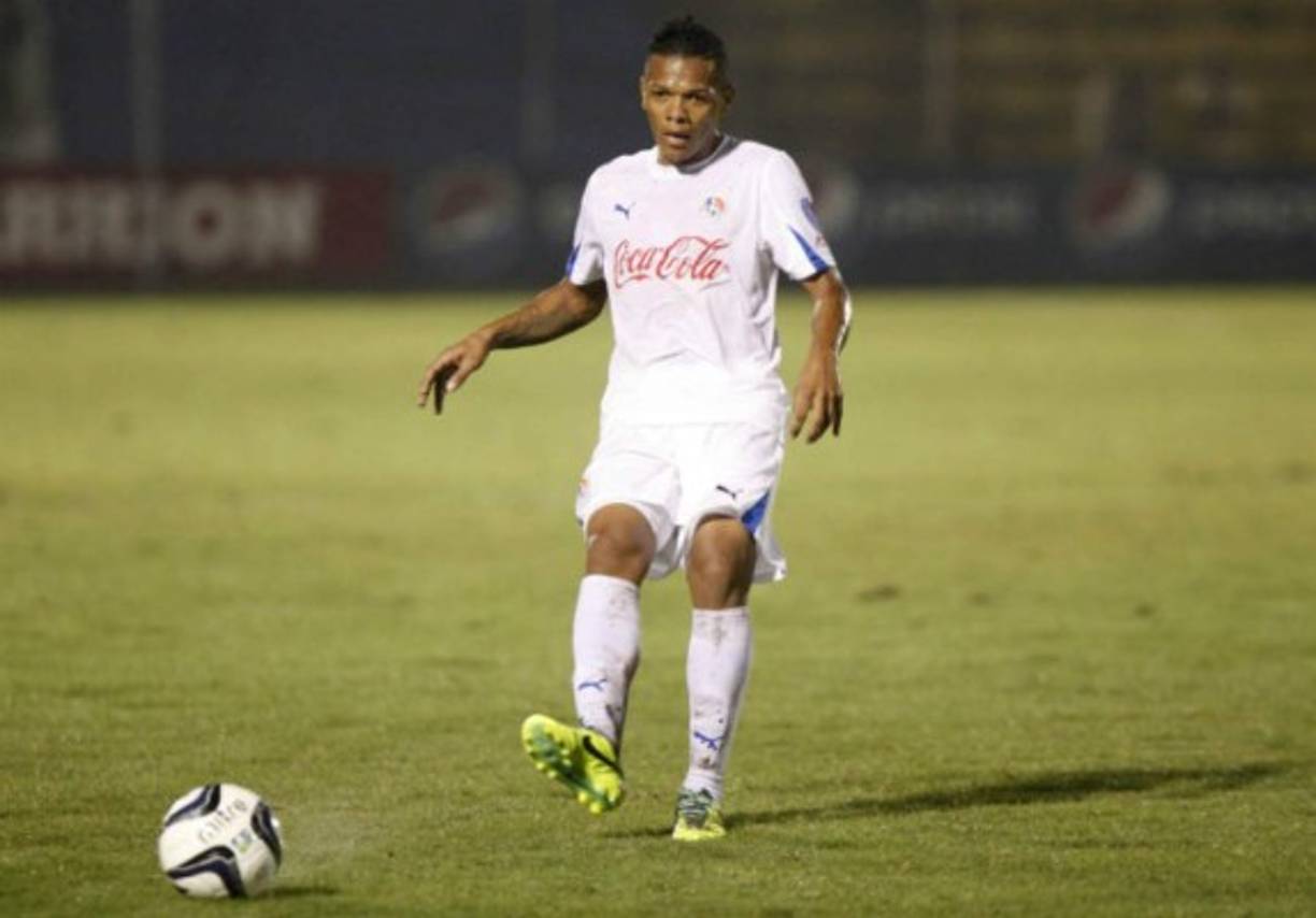 El centrocampista David Meza todavía no renueva con el Olimpia y al Platense le gustaría tenerlo de regreso en el estadio Excélsior.