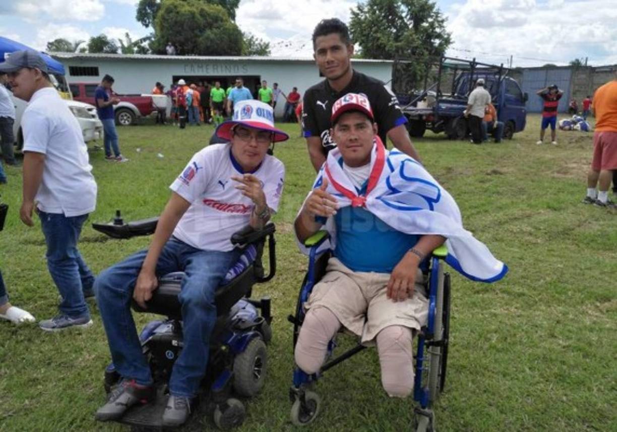 Un lindo ambiente se vivió en el duelo Altamira vs Olimpia.