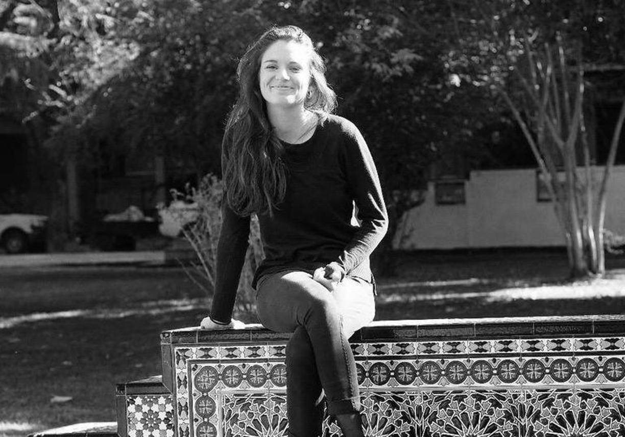 Hija de padres griegos, Irina habla español, griego, inglés y alemán.