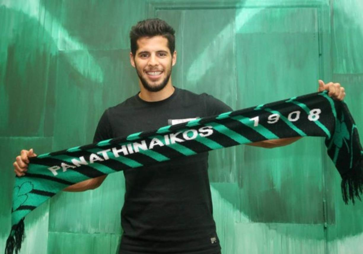 El lateral izquierdo Emanuel Insúa abandona la disciplina del Udinese para firmar con el Panathinaikos. El argentino firma por las próximas tres temporadas.