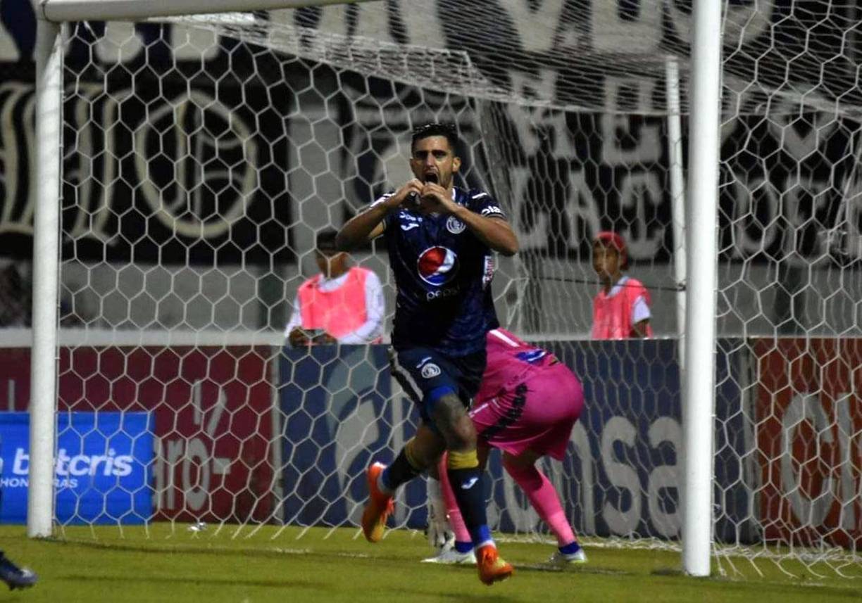 El argentino Lucas Campana anotó para la remontada del Motagua que le ganó 4-3 a la UPN.