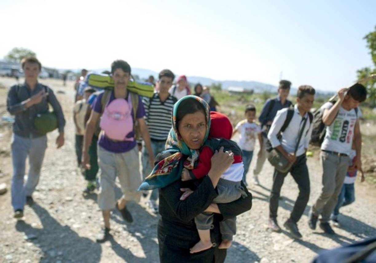 Las fuerzas de rescate lograron recuperar ilesas a 24 personas, pero, según destacó hoy la Guardia costera, no pudo dar con los cuatro menores desaparecidos.