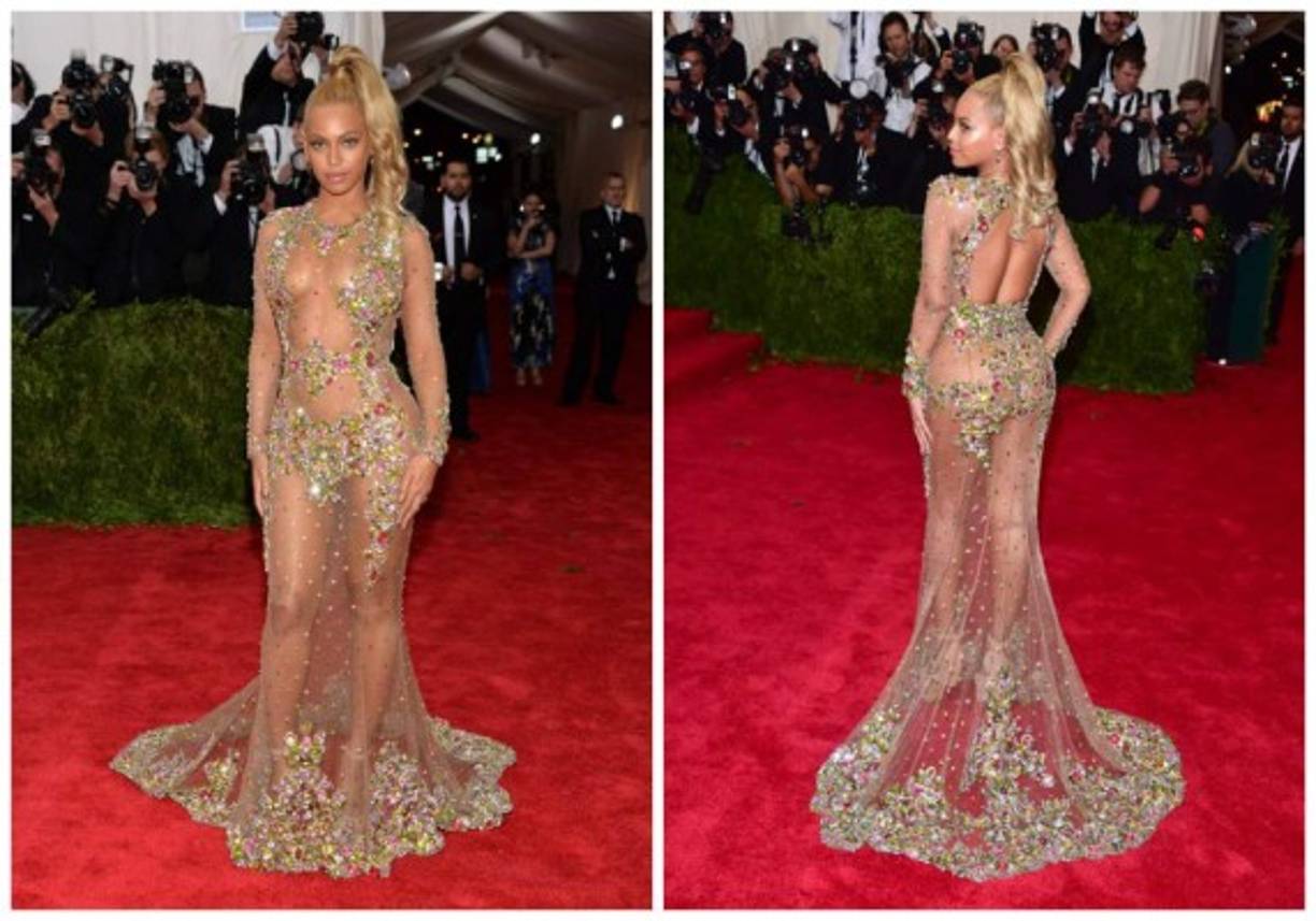 La diva Beyoncé se tapó únicamente lo necesario, con el vestido Givenchy que robó miradas en los Met Gala del 2015.