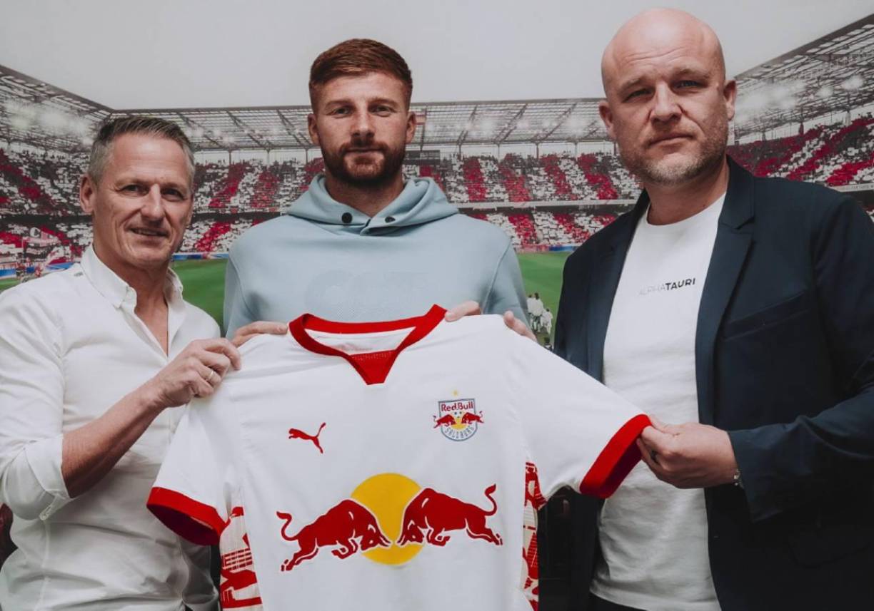 El central belga Maximiliano Caufriez es nuevo jugador del Red Bull Salzburg, llega procedente del Valencia.