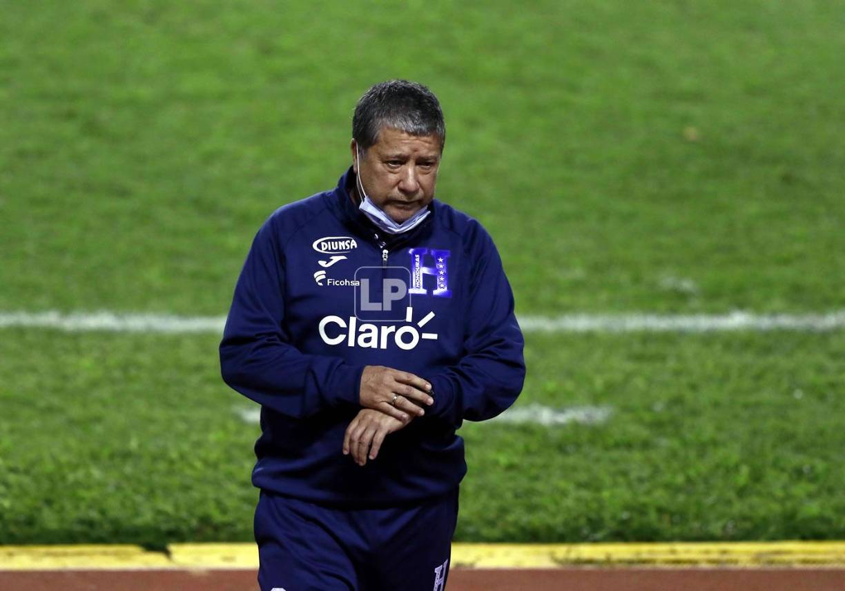 El ‘Bolillo‘ Gómez estaba incrédulo con lo que pasaba en el campo.