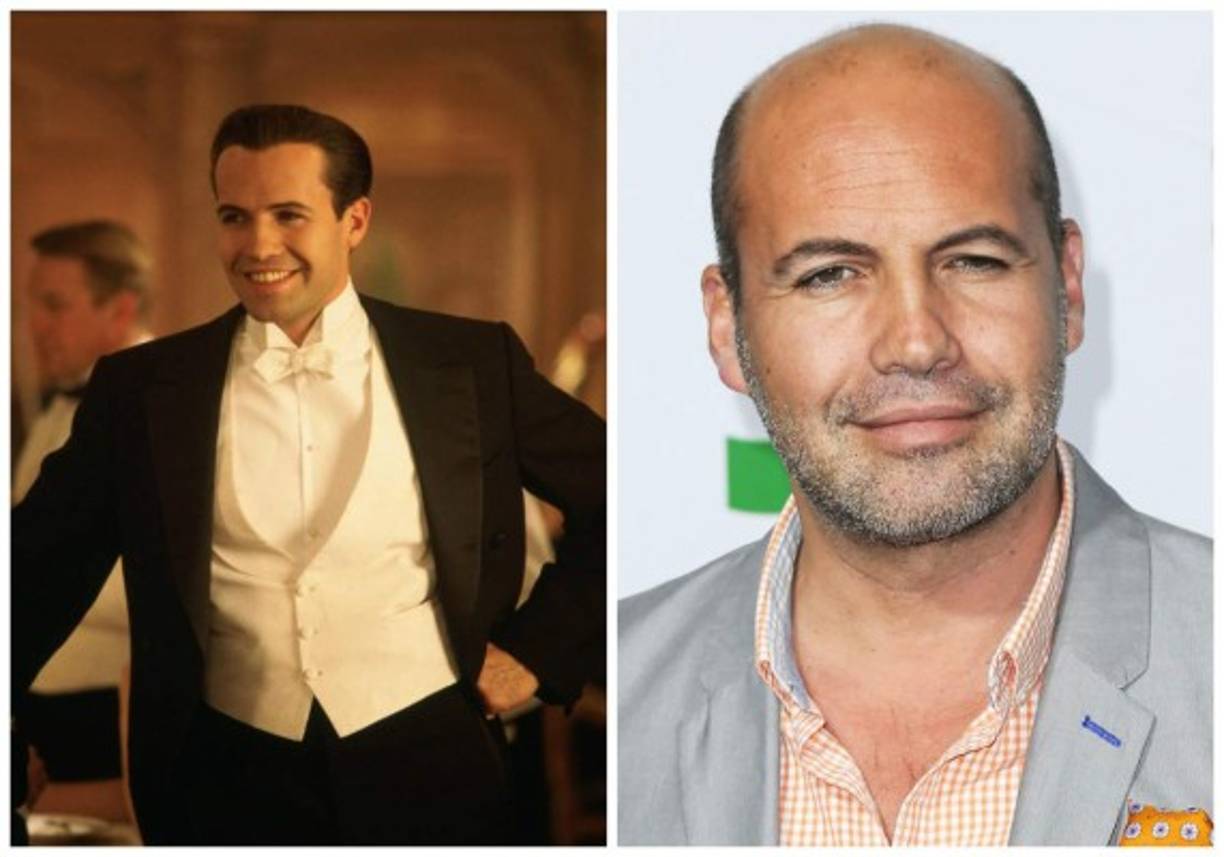 Billy Zane (Cal Hockley) El guapo villano de Titanic ya tiene 51 años y sí, está calvo, pero sigue teniendo ese encanto pícaro. <br/>Aunque su carrera está llena de malas películas, entre la lista de películas que hizo posterior a Titanic destaca El Rey Escorpión 3.<br/>
