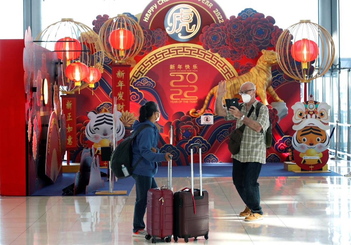 Este año es la cercanía de los Juegos Olímpicos de Invierno de Pekín (4-20 de febrero) que pone en alerta a las autoridades ante posibles brotes que compliquen el desarrollo del evento deportivo.