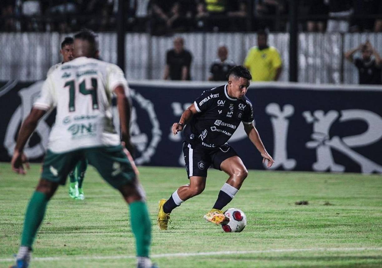 En sus redes sociales, los clubes en los que jugó Ricardinho realizaron publicaciones lamentando la muerte del jugador.