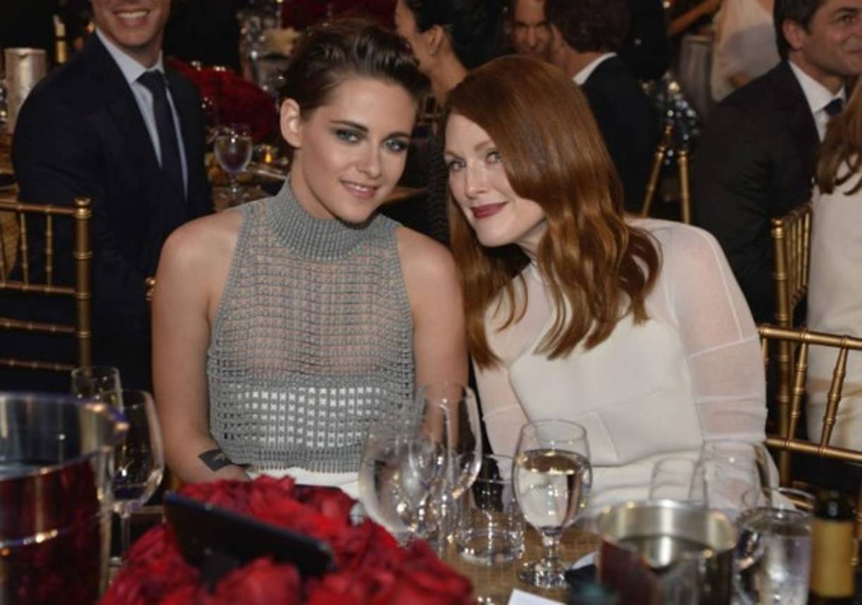 Kristen Stewart y Julianne Moore.