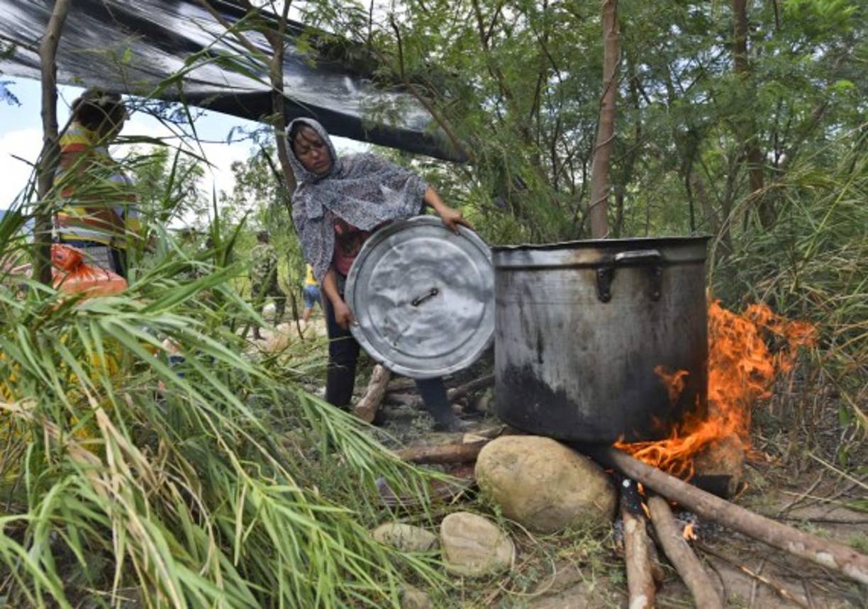 La ONU llamó este viernes a Venezuela a respetar los derechos humanos de los colombianos expulsados en medio de la actual crisis diplomática con Colombia, a la vez que se mostró 'preocupada' por la situación humanitaria en la frontera.