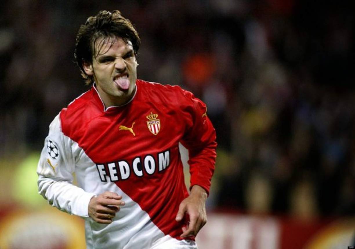 Real Madrid: El club merengue puso la cláusula del miedo, luego de que en 2004, un jugador cedido al Mónaco, Fernando Morientes, los eliminara de la Champions League con dos goles. A partir de esto, incluye en las cláusulas de sus jugadores cedidos, que no pueden enfrentarse a ellos, y si es alineado, se deberá pagar una indemnización previamente estipulada en el contrato. Ahora muchos clubes lo hacen.