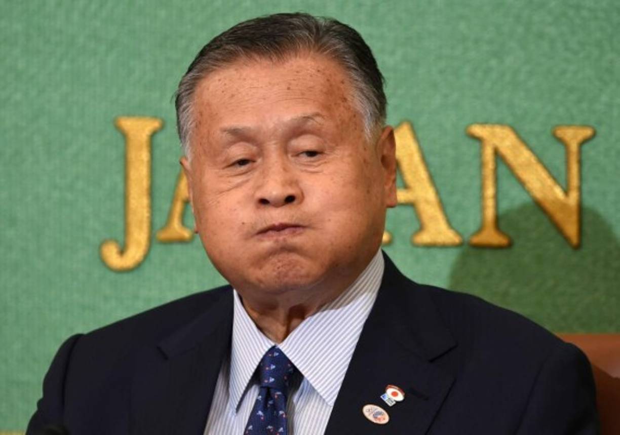 El exprimer ministro japonés Yoshiro Mori, al frente del comité de organización de los Juegos Olímpicos Tokio-2020 compareció para justificar la decisión del primer ministro Shinzo Abe de paralizar la construcción del Estadio Olímpico por los sobrecostes.