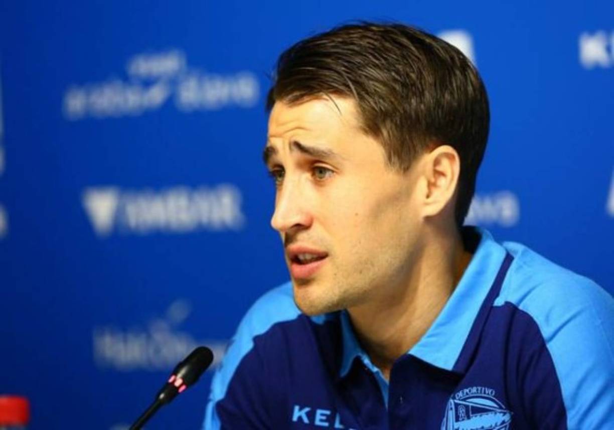 Bojan Krkic, ex-del Barcelona es nuevo refuerzo del Alavés: 'Vengo a ser uno más del grupo y a ayudar al equipo a conseguir sus objetivos', dijo. Su último club fue el Stoke.