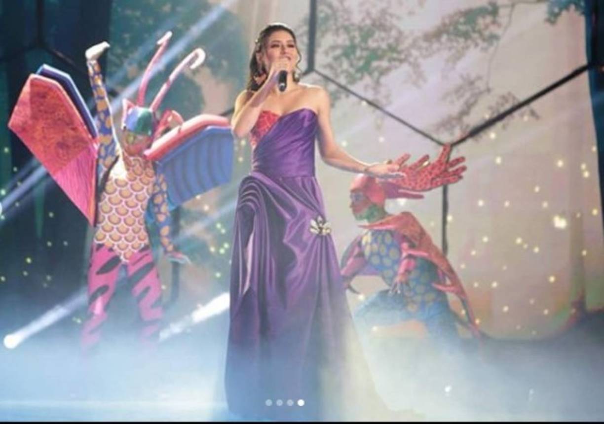 En cada gala, la catracha ha demostrado que tiene el talento para ser una cantante profesional.