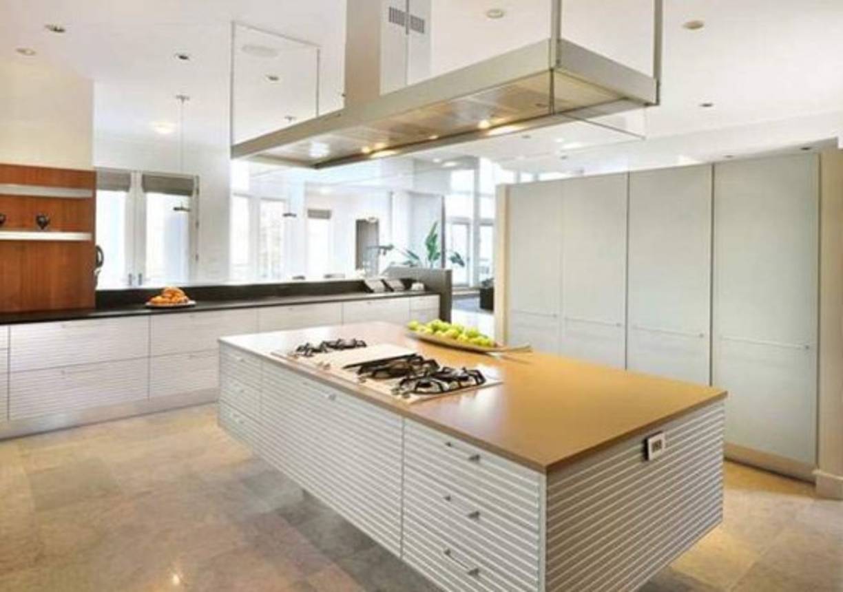 Unos meses después, intentó cerrar un trato por USD 21 millones, que también fracasó.