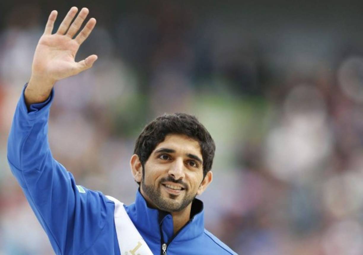 El príncipe es aficionado a los clubes de fútbol inglés.