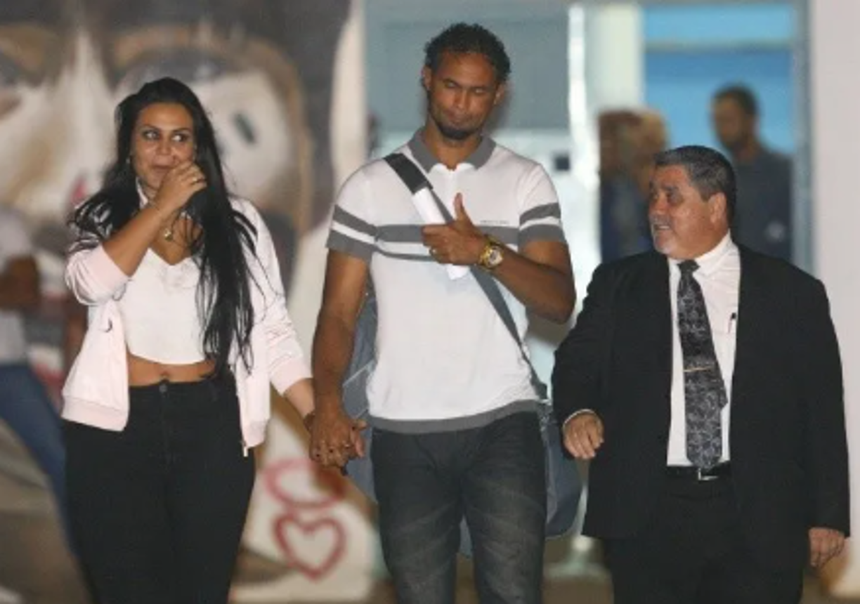 En 2017, Bruno Fernandes se casó y más adelante consiguió la libertad condicional.